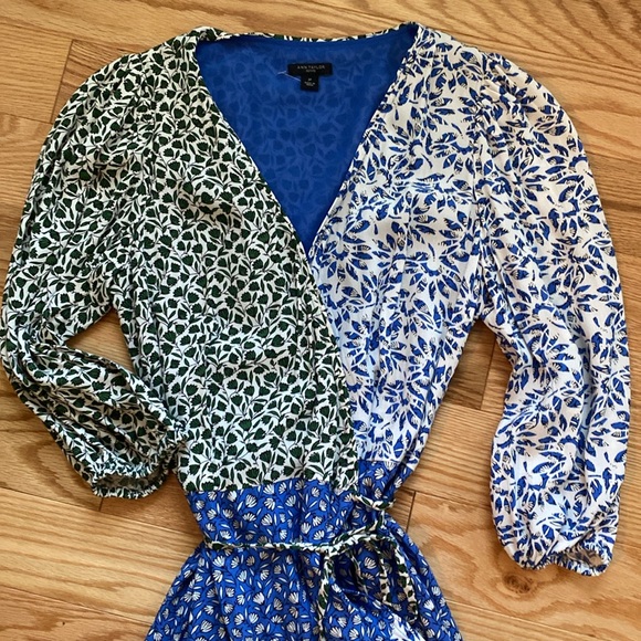 Lovely wrap dress NWOT - Picture 2 of 9